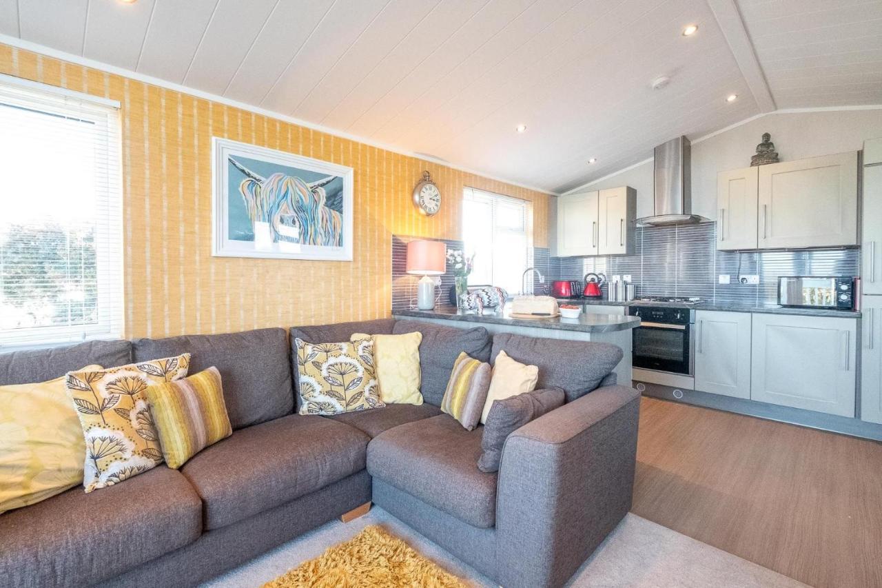 Chelsea Lodge - Aldeburgh Coastal Cottages Sizewell Bagian luar foto